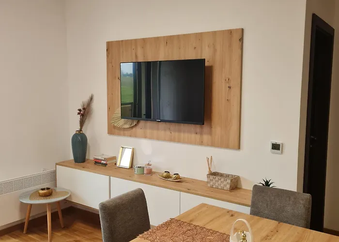 Gorska Oaza 2 * 즐라티보